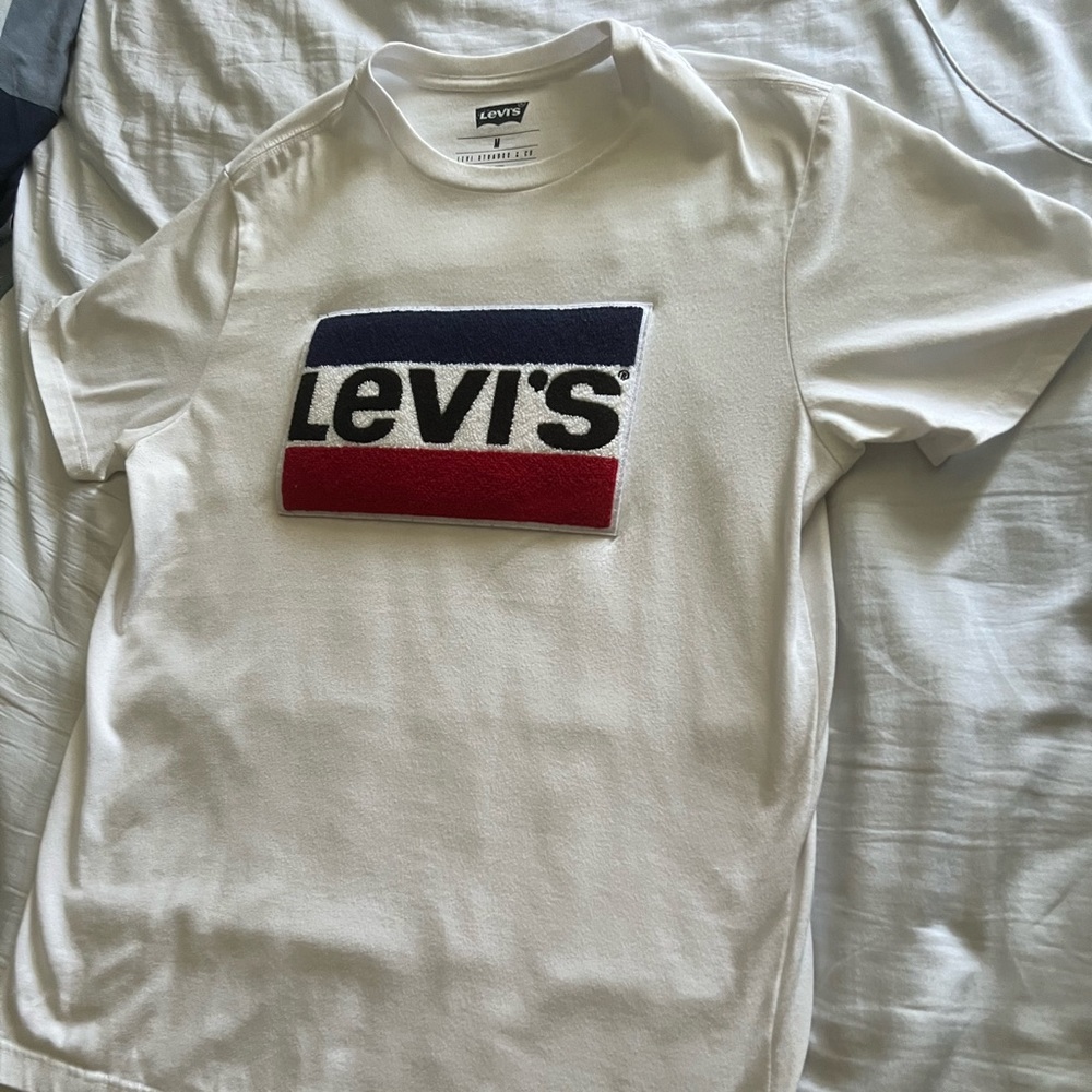 T Shirt For Men medium size